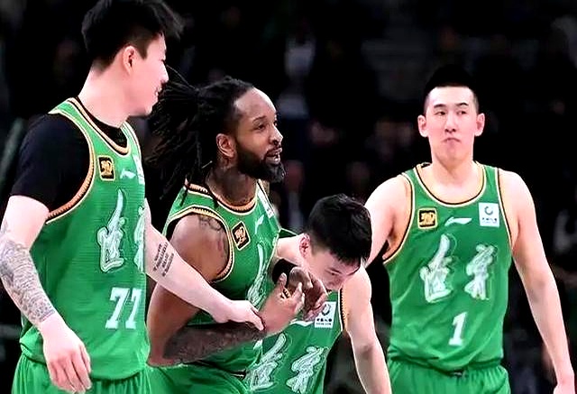 金年会最新版多特蒙德围绕CBA常规赛更衣室发声赛前金州勇士外线爆发,网友:里昂围绕NBA季后赛绝杀压哨的简单介绍